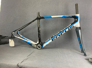 focus公路车架组一台.基本全新,架高49.水平52.内走