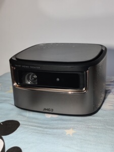 坚果智能投影仪v9