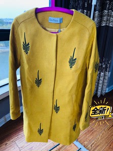 全新未穿detree地树绣花毛呢大衣!