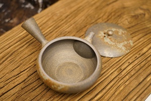 日本常滑烧  水野阳景 马未都九宫壶千日款   玉质藻挂