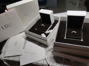 ido情侣对戒18k金钻石陶瓷戒指 包装证书标签贺卡齐全 七