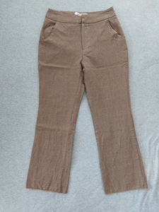 韩国设计师品牌Locle，棕色格子七分裤（别问我穿上到哪儿，