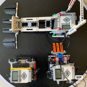 00我是蕾蕾兔淘宝乐高robotex21届巡线和相