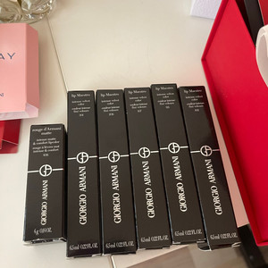 阿玛尼唇釉501黑