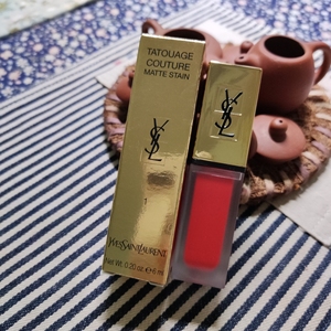 ysl圣罗兰哑光唇釉1号色1