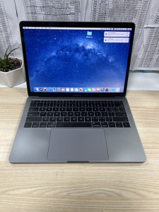 苹果macbook pro 17款xq2灰色 13寸笔记本特