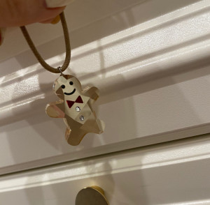 施华洛世奇正品,姜饼人水晶项链,配绳子