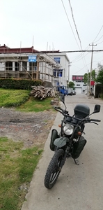 银钢摩托车200cc