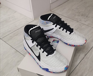 kd13杜兰特黑白主队国内版美国奥利黄绿白金男女板鞋跑鞋篮球