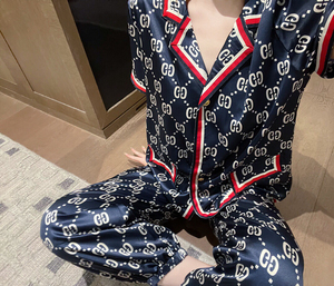 转让 2022gucci古驰22ss限定新款双g印花睡衣男女