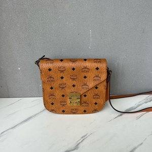 mcm波士顿包女新款代购单肩斜挎手提迷你mini休闲邮差包1人付款3590