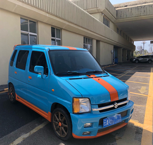 北斗星原厂金丹黄边麻面大灯和史丹利的品质差不多,不要拿3-4