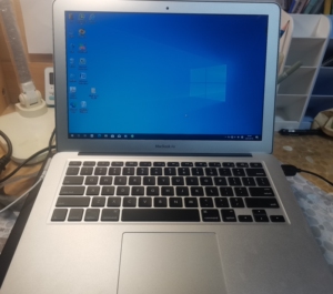 苹果a1369笔记本一台,i5处理器,4g内存,256g固态