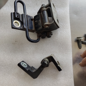 qq1084099884淘宝适用于大众帕萨特领域老领驭车门门壳,原车漆无