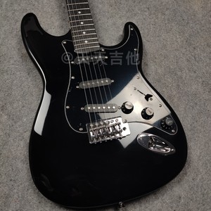 芬达吉他黑色