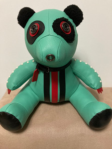 00tb3913954742淘宝全新 coach蔻驰黑色皮质小熊玩偶0人付款1100.