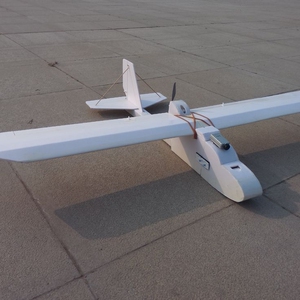 探险者遥控航模飞机飘飘机固定翼kt板空机滑翔翼,批发价