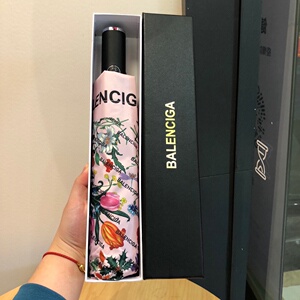 捡漏款 宝格丽雨伞 简单方便 展现档次与品位 新涂层技术伞布