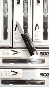 SOG索格Q2笔形折叠小刀随身快递小手电edc战术笔