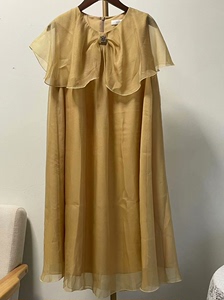 米祖的休闲风格连衣裙，便宜出！黄色s码，百搭经典不过时款。面