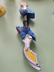 铠甲勇士火刑天烈风鹰剑升级烈焰刀炎龙召唤器超级绝影旋风刀,音