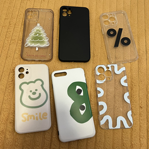 出苹果手机壳 8p 12 13por的手机壳 有的是在实体店