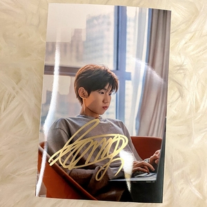 出王源签名照(亲签)王源亲笔签名明星签名照