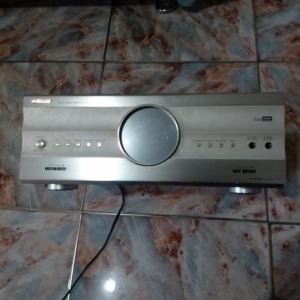 威格a70功放机,各种功能正常,未拆修和换过件,当年3200