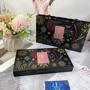 【圣罗兰烟花黑金口红六件套 】ysl黑金口红6件套新春版每年