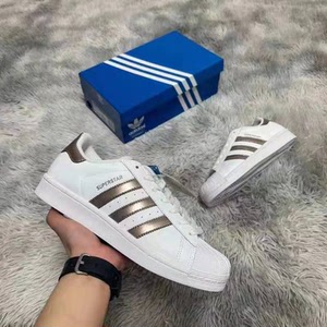 阿迪达斯经典白金白银贝壳头板鞋男女情侣小白鞋