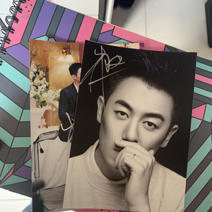 朱亚文签名,保真