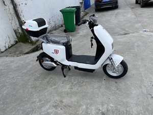 上海尚品f6 新国标电动车 60公里续航 电池质保一年