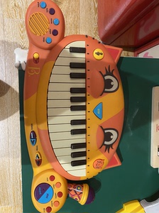 btoys 大脸猫琴 早教网红钢琴