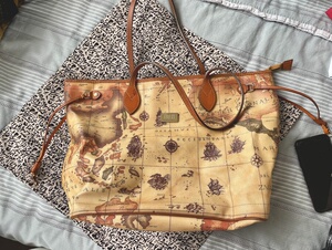 na20089淘宝bubble地图包 手提 单肩 斜挎 购于香港 (保证正0人付款