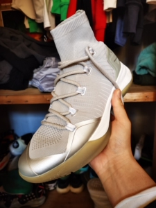 先驱7time篮球鞋