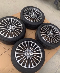 00tb835709289淘宝一套四根原车14代皇冠轮毂 普利司通轮胎 9.