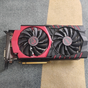 微星红龙960显卡2g,个人自用,橙色非常好,原装放拆贴还在