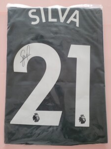 曼城1718赛季客场 大卫席尔瓦签名球衣._阿里巴巴找货神器