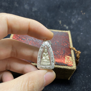 00tb_6959199淘宝泰国佛牌真品 龙婆卡贤 2533 药师佛像 男女款吊坠