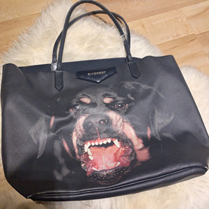 纪梵希狗头购物袋