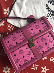 二手正品闲置 mcm粉色大号 邮差包 复古包 手提包 斜挎包