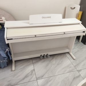 欧莱克电子钢琴
