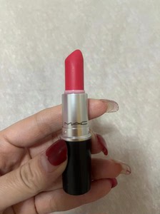 mac口红,色号a18