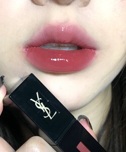 ysl圣罗兰黑管唇釉407色号玫瑰豆沙色  余量二分之一05以