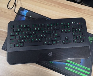 雷蛇 键盘 rz03 0800 噬魂金蝎 绿色灯光键盘