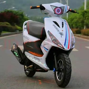 新款鬼火摩托车爆改踏板经典白暴走125cc燃油代步车省油助力