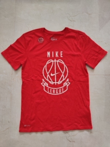 nike league高中联赛体恤,耐高赞助款t恤,全新,尺