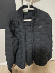 kathmandu羽绒服