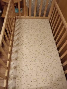 贝唯他bebivita婴儿床