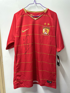 【展示】冯潇霆签名球衣